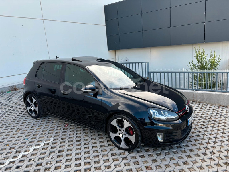 VOLKSWAGEN Golf 2.0 TSI 210cv GTI 5p.