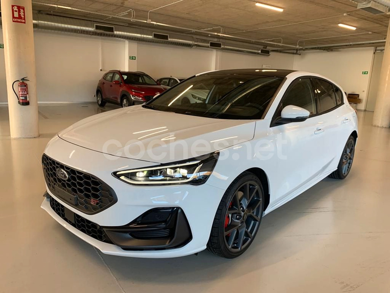 FORD Focus ST 2.3 Ecoboost