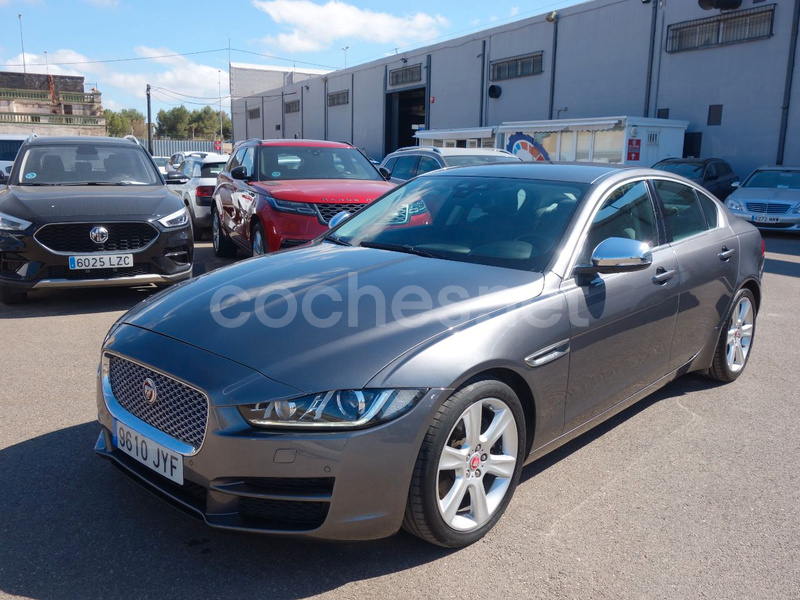 JAGUAR XE 2.0 Diesel 132kW Prestige Auto AWD 4p.