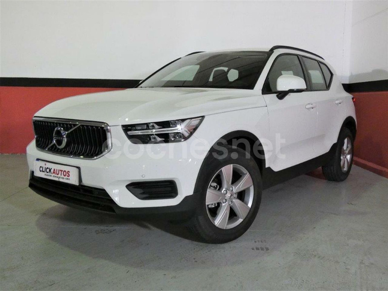 VOLVO XC40 1.5 T3 Momentum Core 5p.