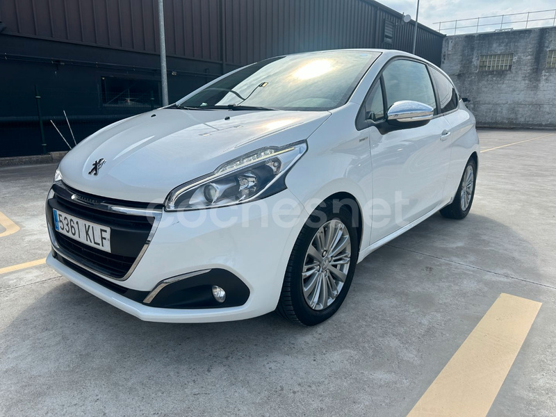 PEUGEOT 208 STYLE 1.2L PureTech