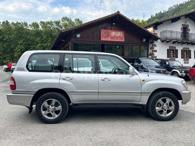 TOYOTA Land Cruiser 100 4.2 TDI VX AUTO CUERO 5p.