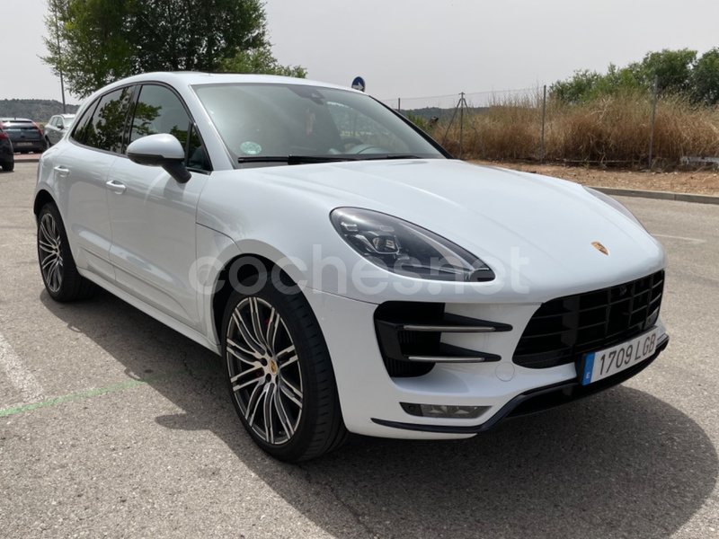 PORSCHE Macan Turbo 5p.