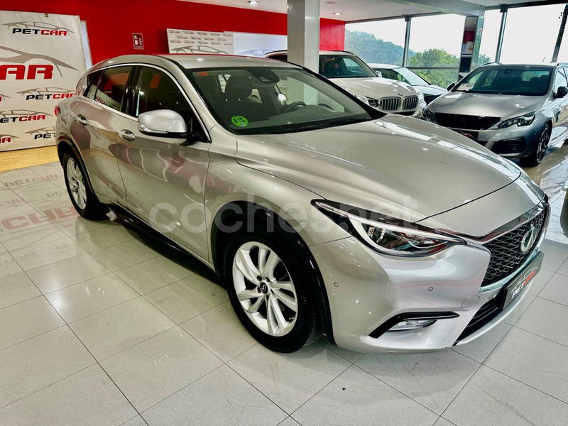 INFINITI Q30 1.6TC 115kW 156CV PREMIUM 7DCT 5p.