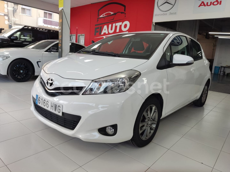 TOYOTA Yaris 100 MultiDrive Advance 5p.