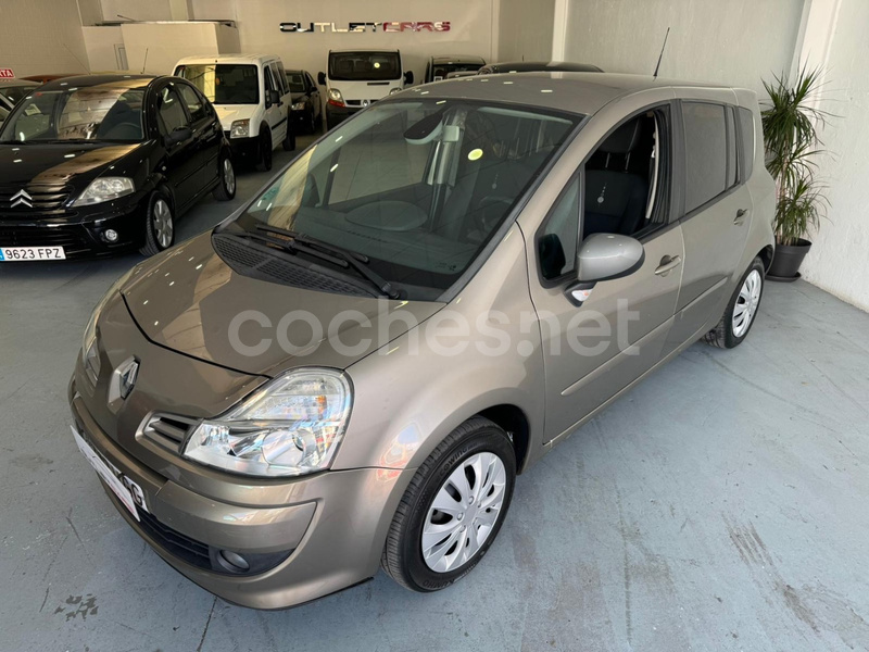 RENAULT Grand Modus Evolution 1.6 16v 110 Automatico 5p.