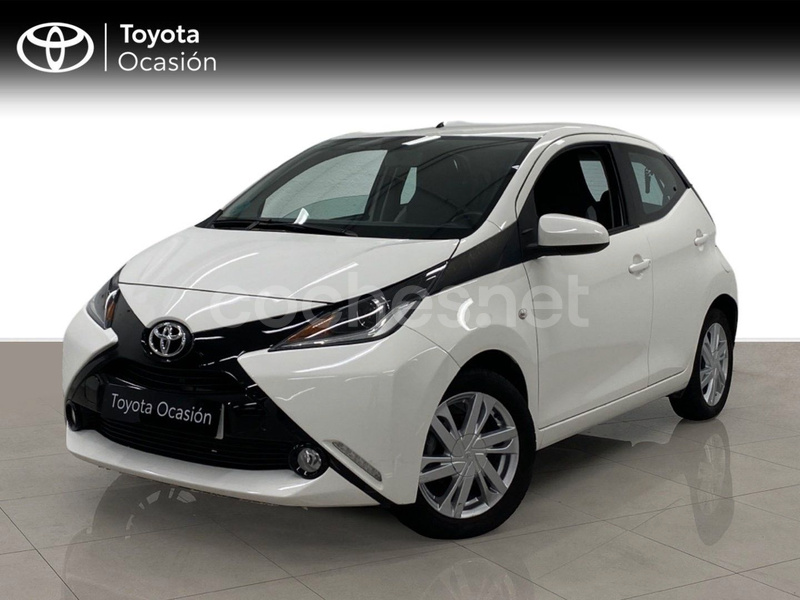 TOYOTA Aygo 1.0 70 xplay 5p.