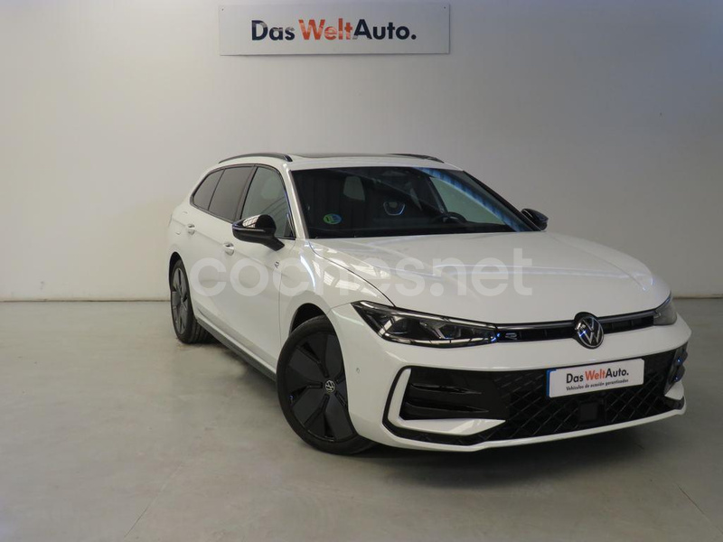 VOLKSWAGEN Passat RLine 1.5 eTSI 110kW 150CV DSG 5p.