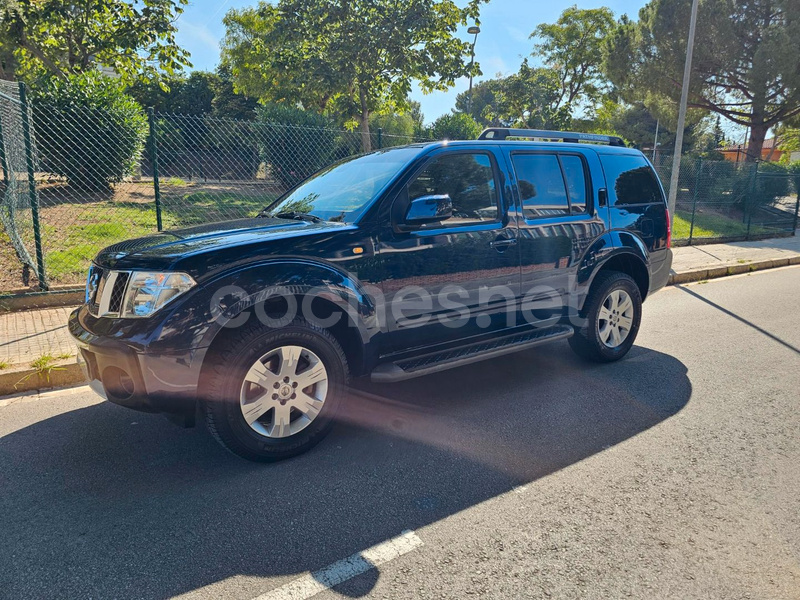 NISSAN Pathfinder 2.5 dCi 174CV LE Auto 7 plazas 5p.