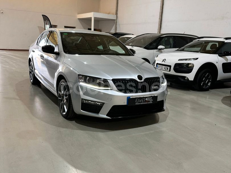 SKODA Octavia 2.0 TDI CR DSG RS