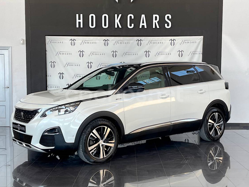 PEUGEOT 5008 GTLine 1.2L PureTech SS