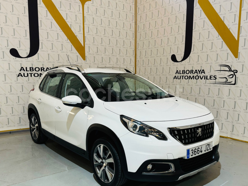 PEUGEOT 2008 Style 1.2L PureTech SS