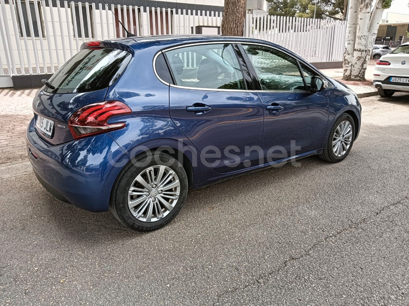 PEUGEOT 208 5P ALLURE 1.6 BlueHDi 73KW 100CV 5p.