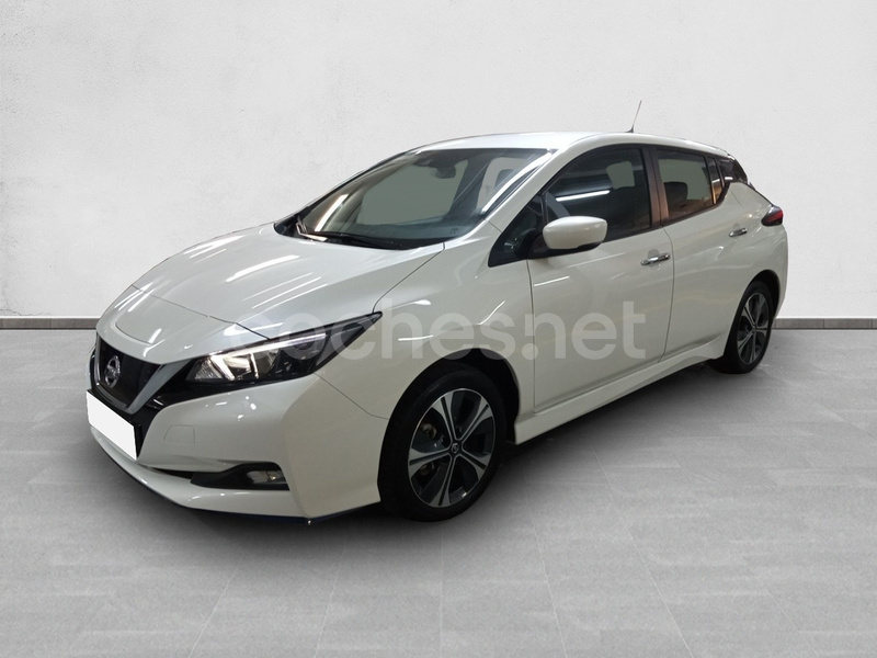 NISSAN LEAF 62kWh e Acenta