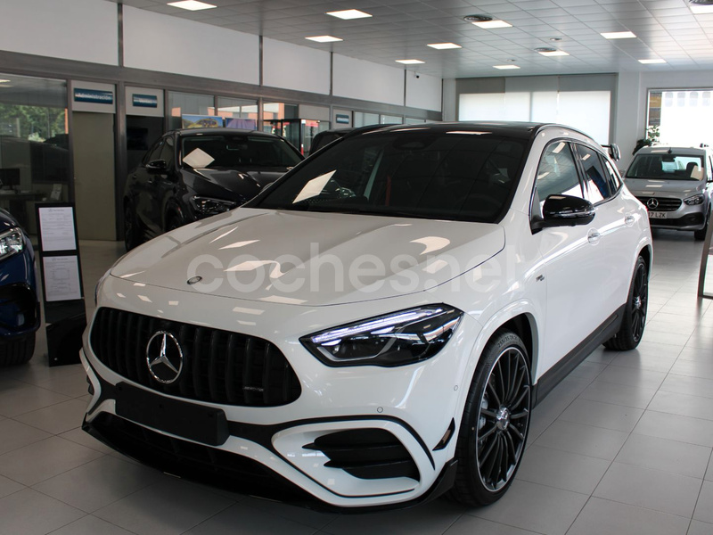 MERCEDES-BENZ GLA MercedesAMG GLA 35 4MATIC