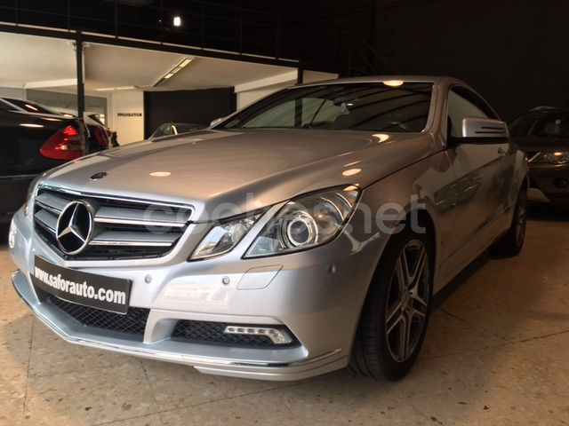 MERCEDES-BENZ Clase E Coupe E 220 CDI Blue Efficiency Avantg.