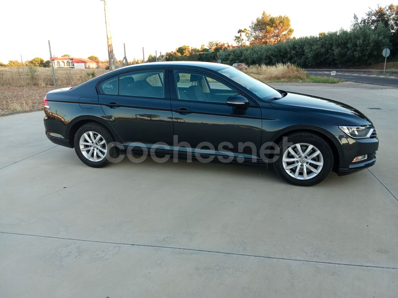 VOLKSWAGEN Passat 2.0 TDI