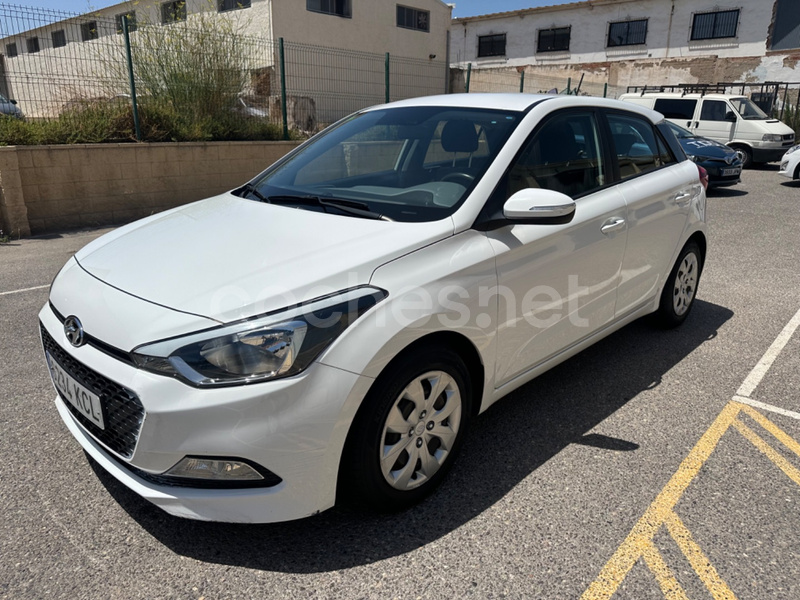 HYUNDAI i20 1.4 MPI Link LDWS Auto