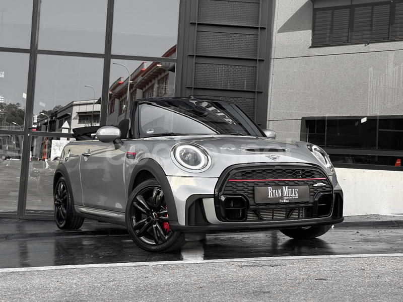 MINI MINI JOHN COOPER WORKS CABRIO 2p.