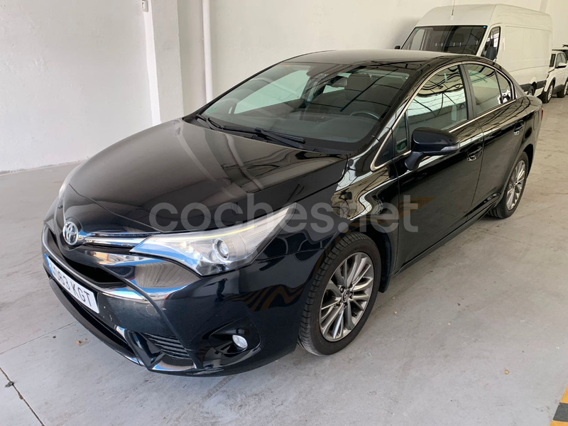 TOYOTA Avensis 2.0 150D ADVANCE