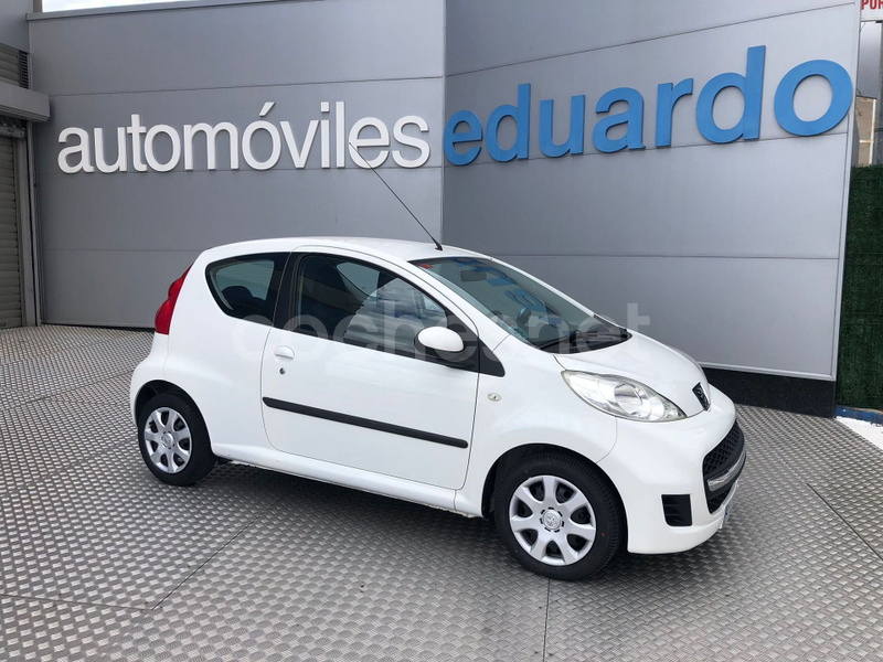 PEUGEOT 107 1.0i Trendy 68cv 3p.