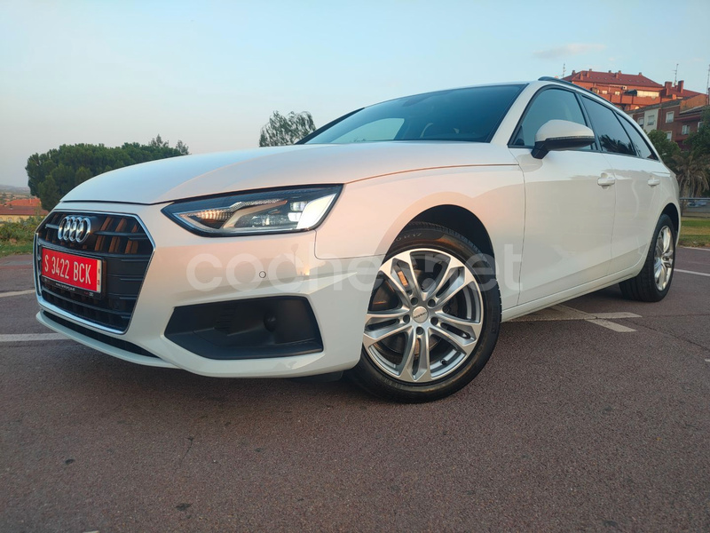 AUDI A4 Avant Black line 35 TDI S tronic