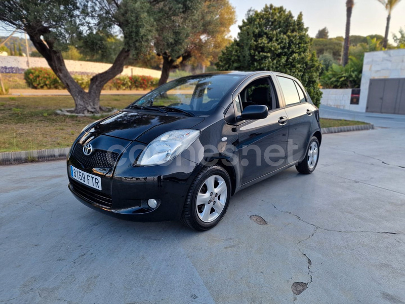 TOYOTA Yaris 1.3 VVTi Luna 5p.