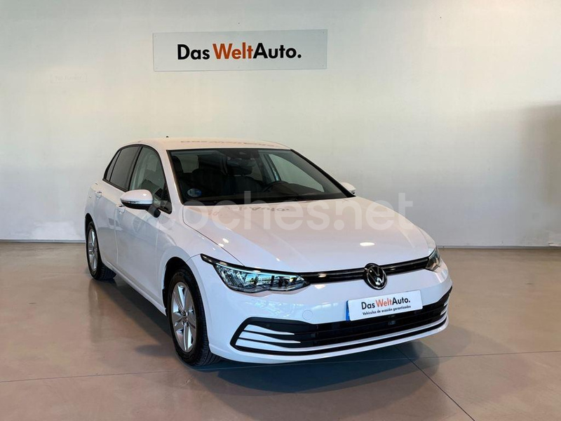 VOLKSWAGEN Golf Life 1.5 eTSI 96kW 130CV DSG 5p.