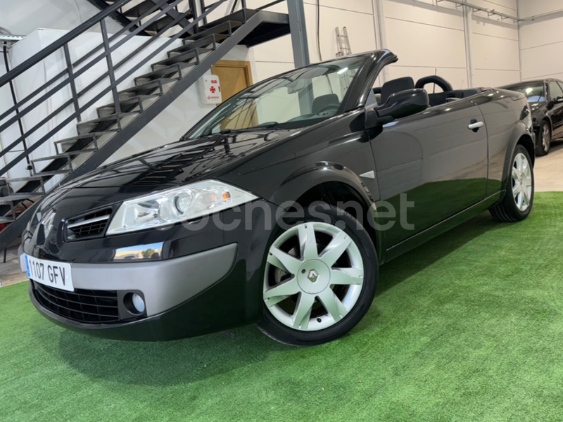 RENAULT Mégane Coupecabrio Dynamique 1.5dCi105 eco2 2p.