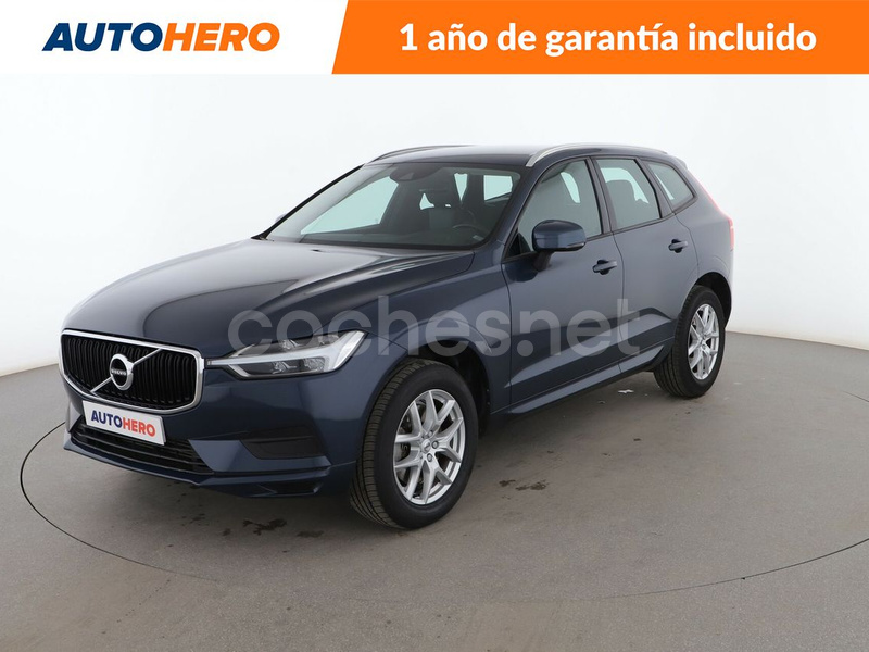 VOLVO XC60 2.0 T4 Momentum Auto 5p.