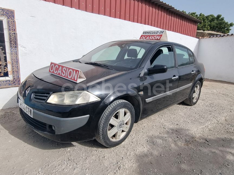 RENAULT Mégane Sedan Emotion 1.6 16V 4p.