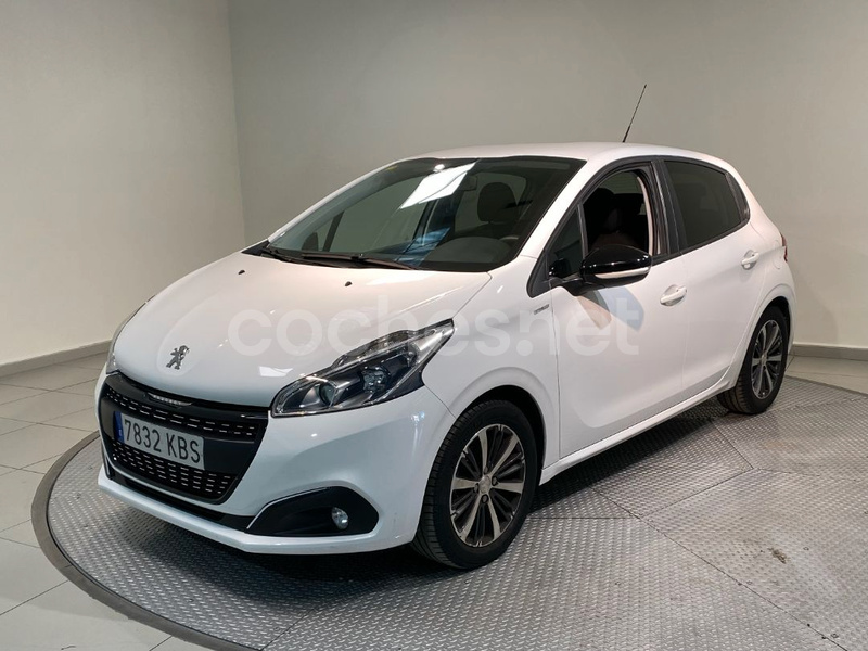 PEUGEOT 208 5P STYLE S 1.2L PureTech 60KW 82CV 5p.