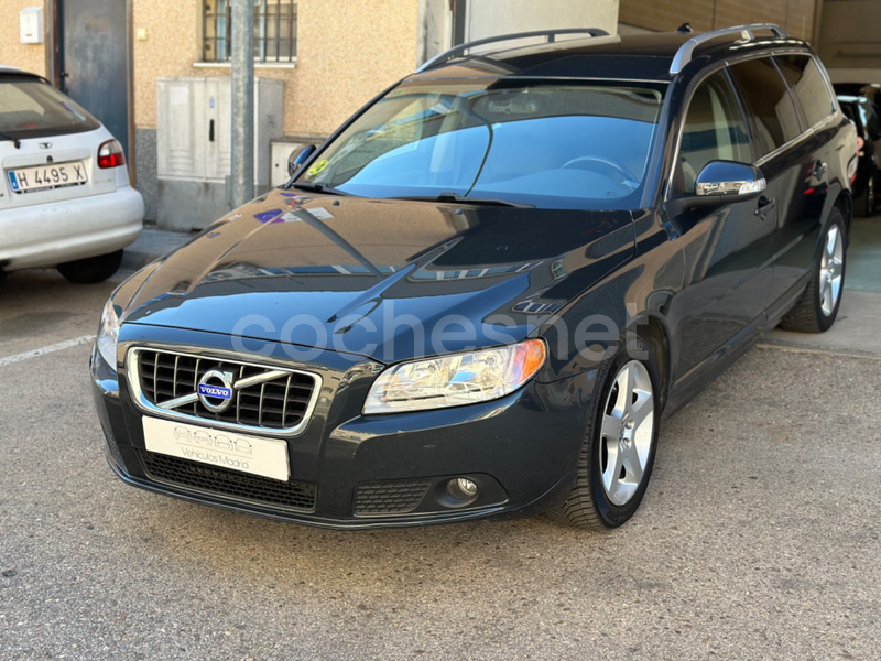 VOLVO V70 2.0D Momentum 5p.