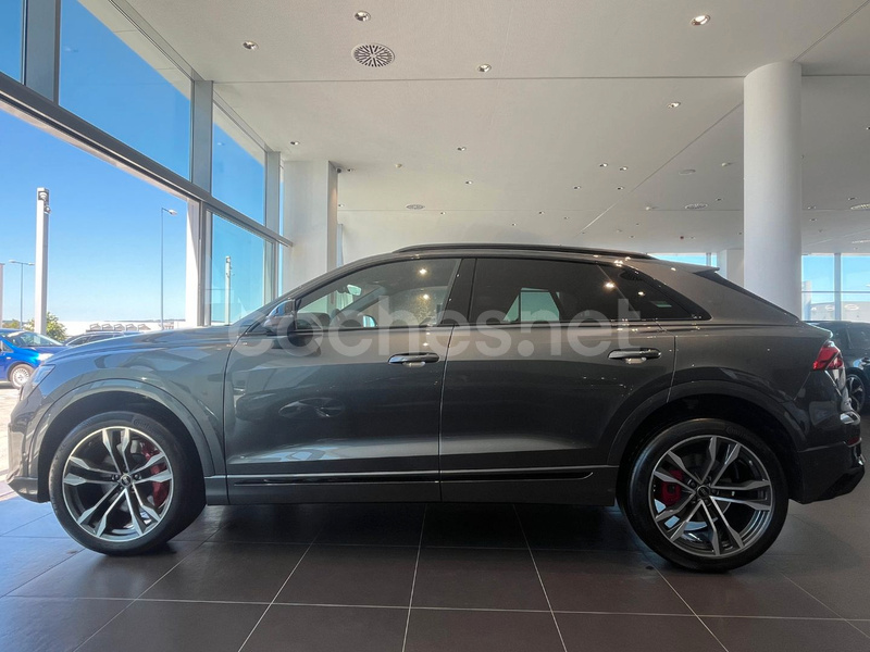 AUDI Q8 SQ8 TFSI quattro tiptronic