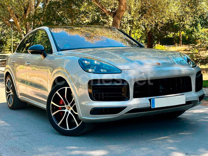 PORSCHE Cayenne Coupé GTS 5p.