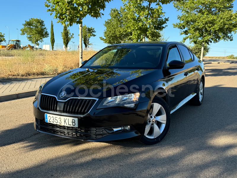 SKODA Superb 2.0 TDI DSG Active