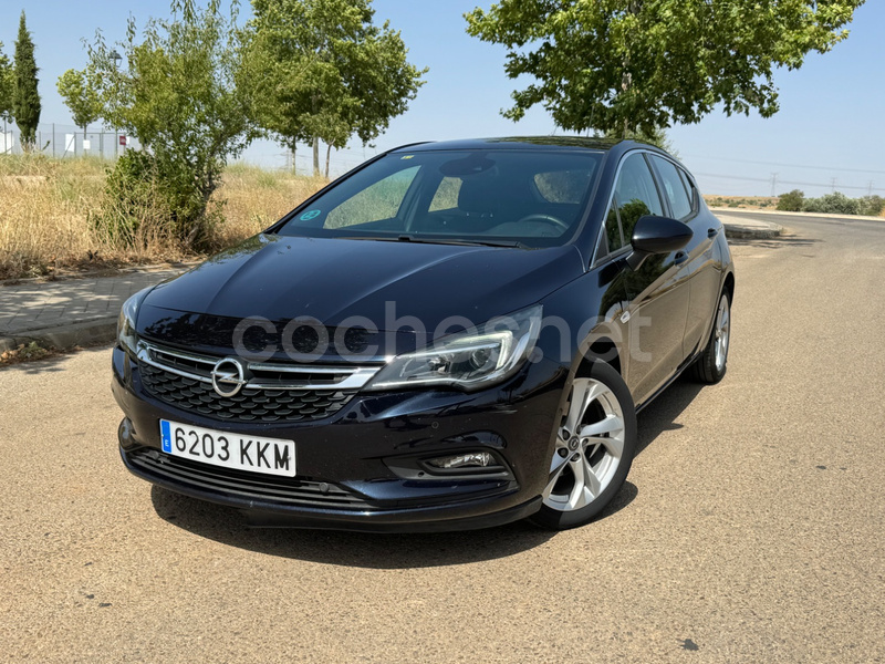 OPEL Astra 1.4 Turbo Elegance 4p.