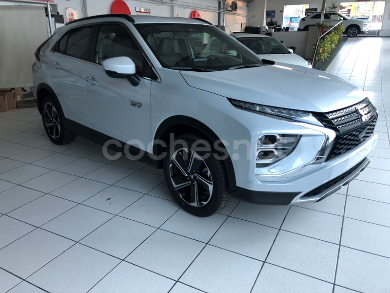 MITSUBISHI Eclipse Cross PHEV Kaiteki 4WD
