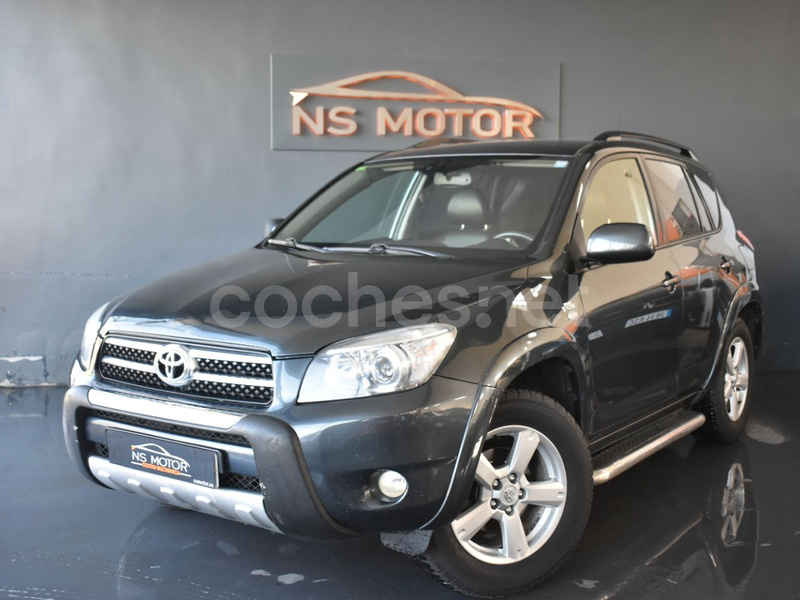 TOYOTA Rav4 2.2 D4D Premium