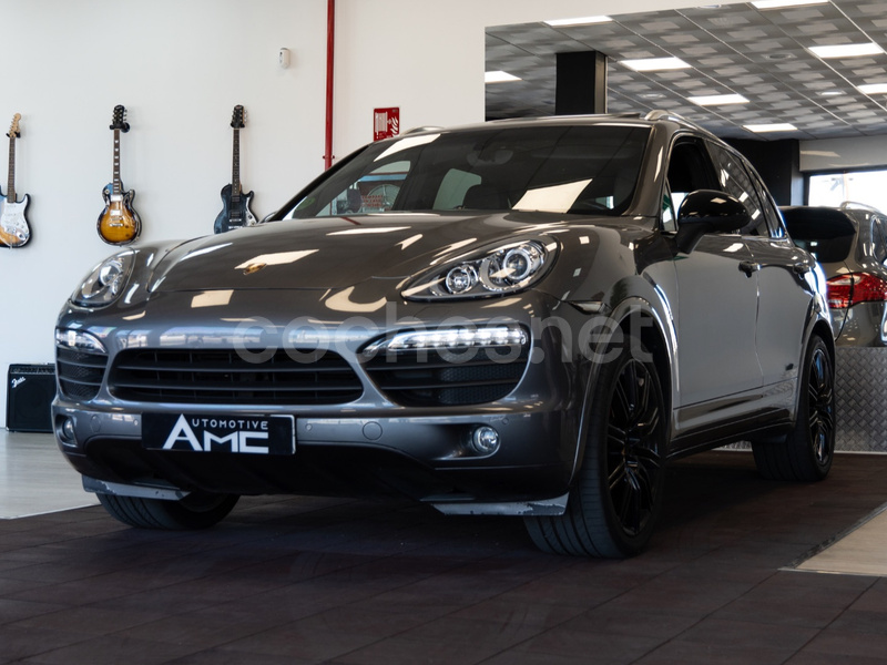 PORSCHE Cayenne 4.8 S Tiptronic 5p.