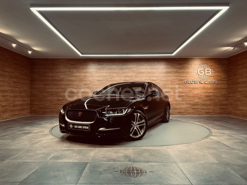 JAGUAR XE 2.0I 184kW RSport Auto AWD 4p.