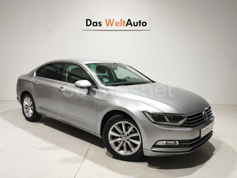 VOLKSWAGEN Passat Advance 2.0 TDI 110kW 150CV 4p.