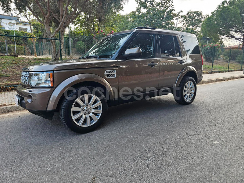 LAND-ROVER Discovery 4 3.0 TDV6 HSE