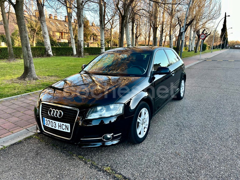 AUDI A3 1.6 TDI 105cv Attraction 3p.