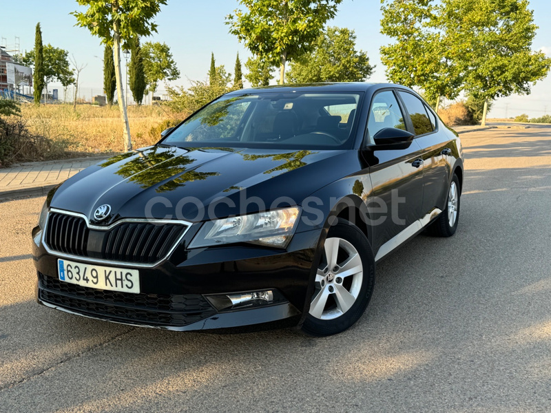 SKODA Superb 2.0 TDI DSG Active