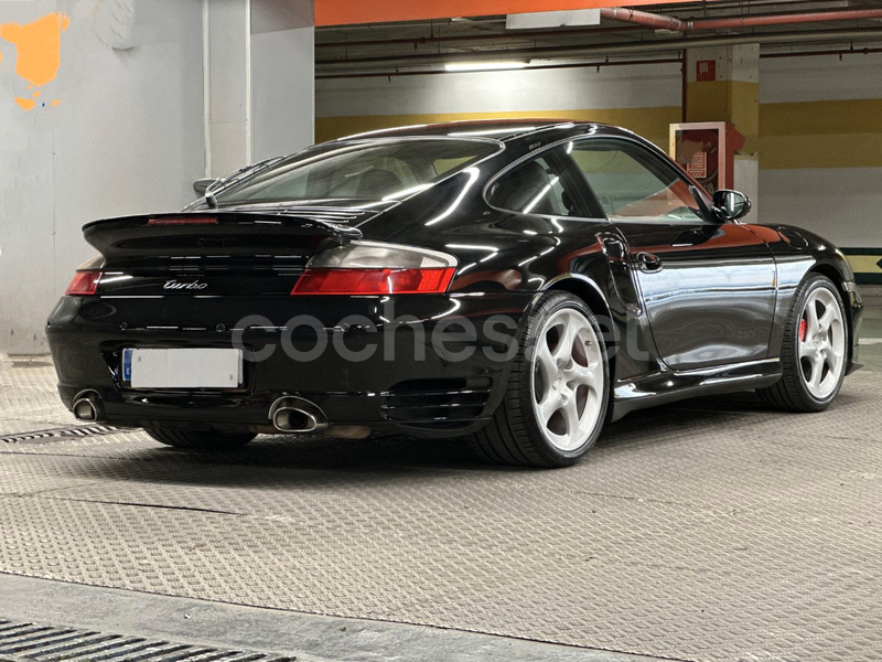 PORSCHE 911 Turbo 2p.