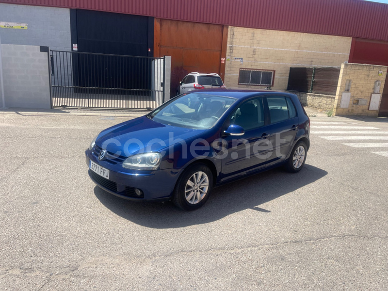 VOLKSWAGEN Golf 1.9 TDI 105cv Highline 5p.