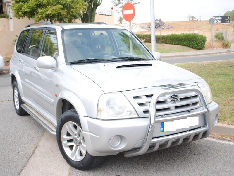 SUZUKI Grand Vitara XL-7 2.0 Diesel DLX 5 Plazas 5p.