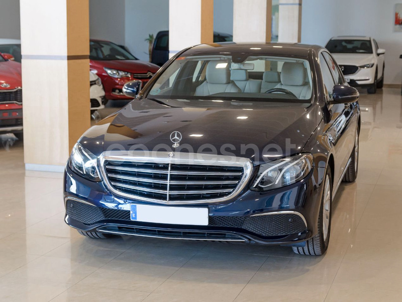 MERCEDES-BENZ Clase E E 220 d 4p.