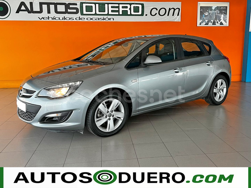 OPEL Astra 2.0 CDTi SS 165 CV Selective llanta 17 5p.